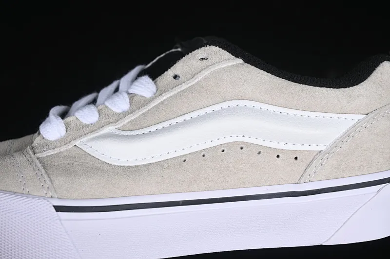 All categories Vans Vans series Vans Low Vans low-top Vans Knu Skool Vans low-top retro casual fat bread shoes VN0009QCBLK